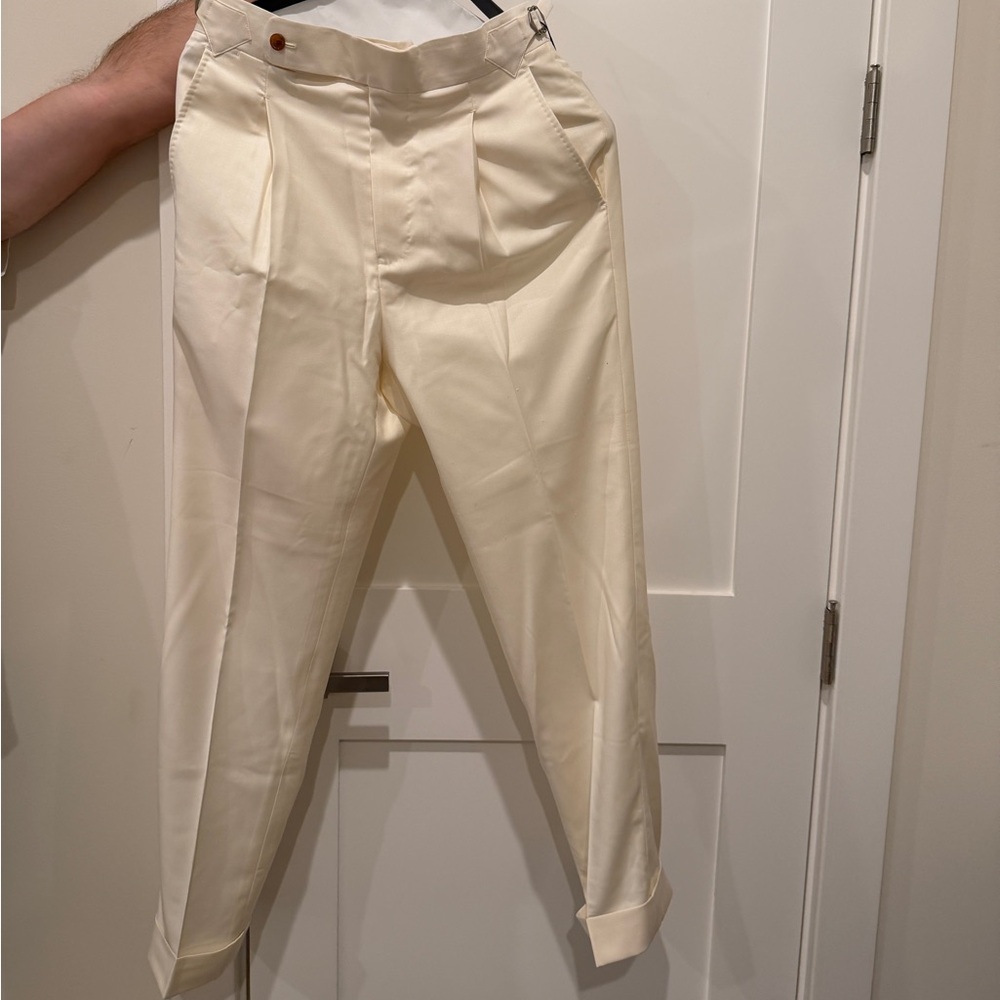 ACME CULTUM - Silk-Wool High-Rise Single-Pleat Trousers in cream